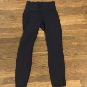 Lululemon Navy Blue Z4 Leggings with Mesh Cut Outs Size 4